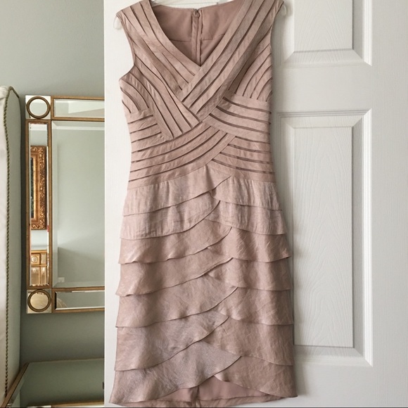 Dusty Rose Tahari Midi Dress - Picture 2 of 8